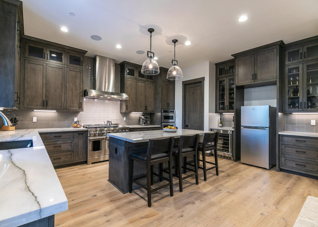 Rustic Style Kitchen, embracing nature and simplicity and giving new life to old materials.

Source: Oakridge Cabinets