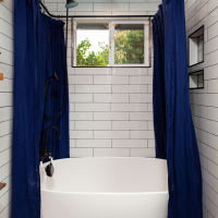 farmhouse bathroom 7