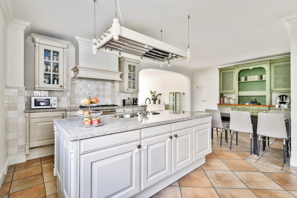 Cabinet Refacing to Create a Modern Kitchen